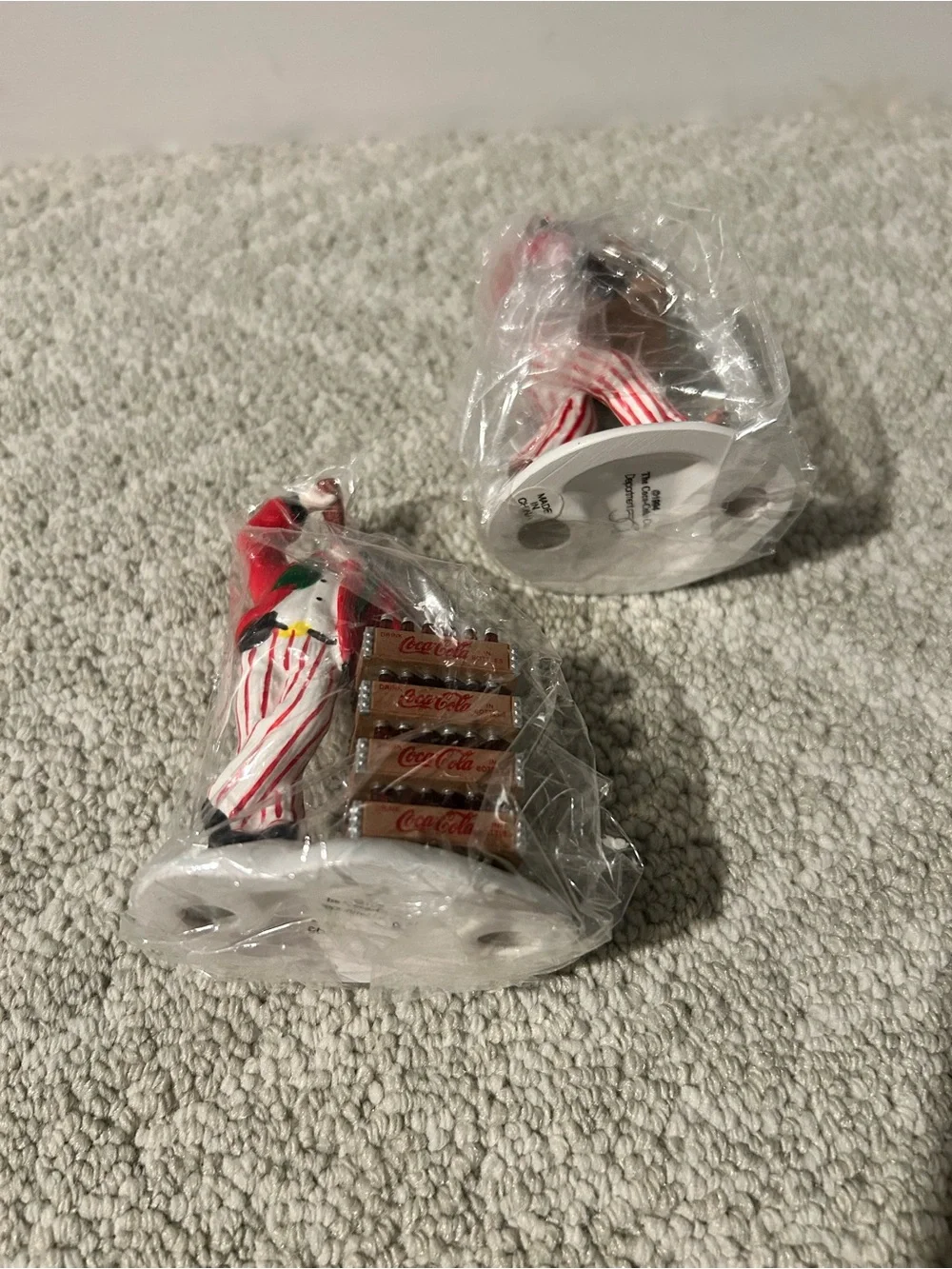 Vintage coca-cola set of two Snow Village delivery men in original packaging